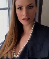 evelyne